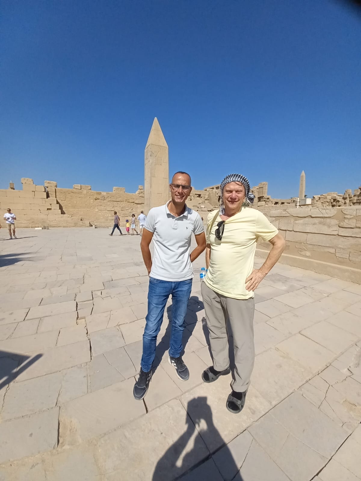 Heiligen See im Tempelkomplexe vom Karnak steht dort eine 9 Meter Obelisk