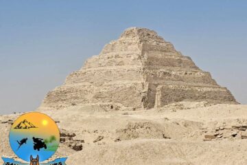 Stufenpyramide in Saqqara , Tagesausflug nach Saqqara Pyramiden