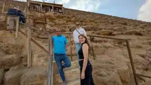 Privater Reiseführer in Kairo Samir Tours am Eingang Rote Pyramide in Kairo SAMIR TOURS Tours Privater reiseführer in Kairo